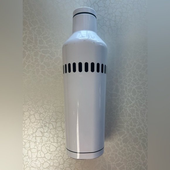 Corkcicle | Star Wars Storm Trooper 16 oz. Canteen. - Picture 2 of 16